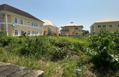 Land measuring 600sqm situated in a fully serviced and secured residential development estate.